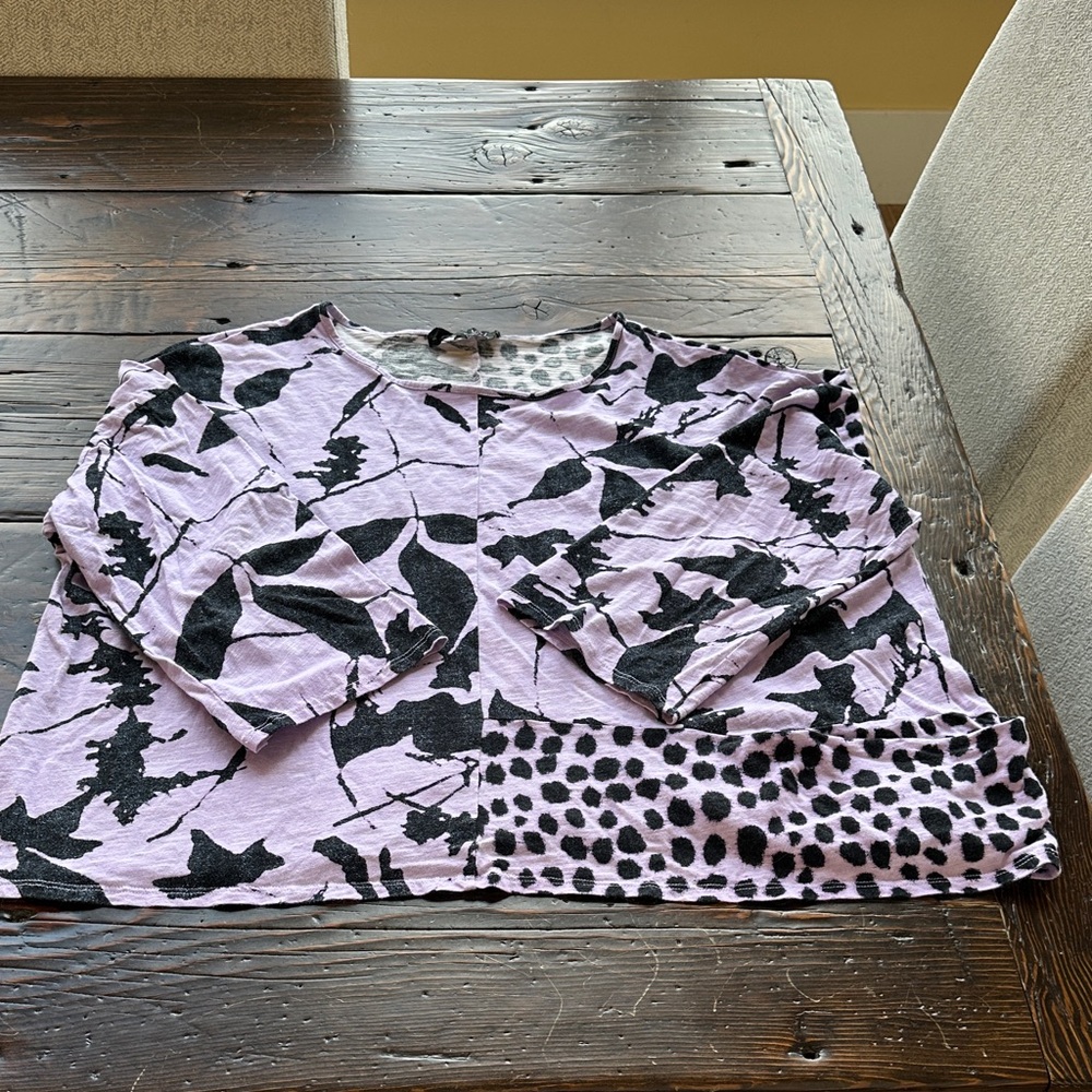 Elegant Purple and Black Floral Long Sleeve Top Size XL - Picture 4 of 9